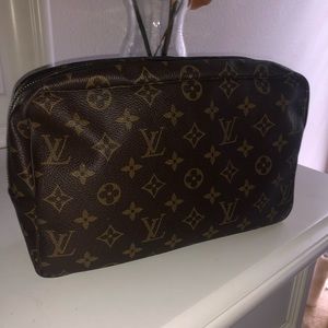 Louis Vuitton Trousse 28 Monogram Canvas